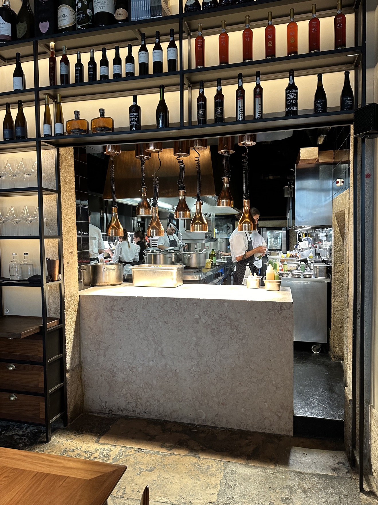 Alma open kitchen